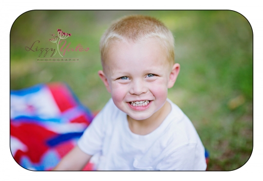 North Little Rock Child Photographer captures a happy boy in Burns Park