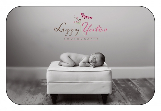 Best newborn pictures in little rock arkansas also serving Cabot, Conway, Hot Springs, Benton and Bryant